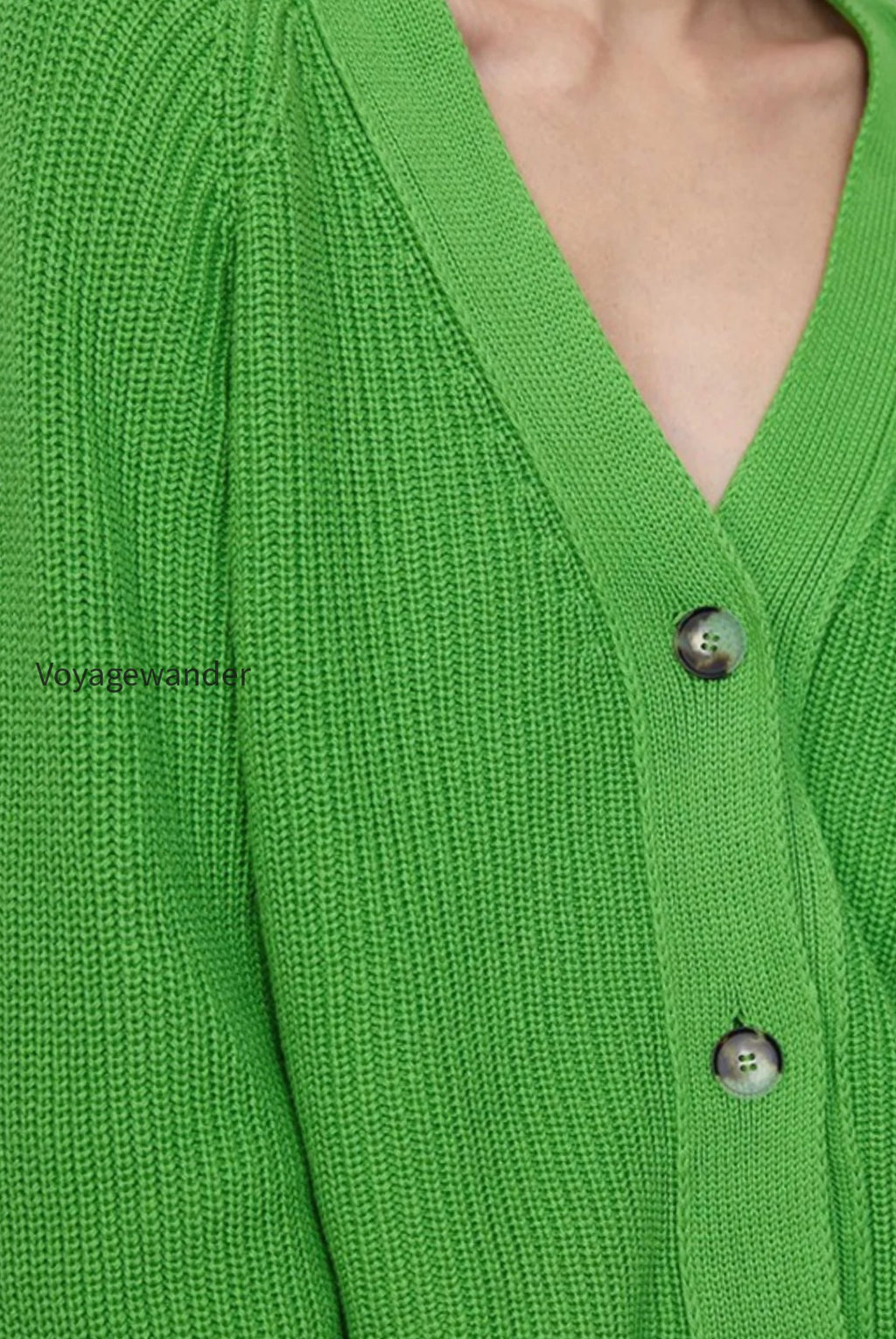 v-neck-cropped-batwing-cardigan