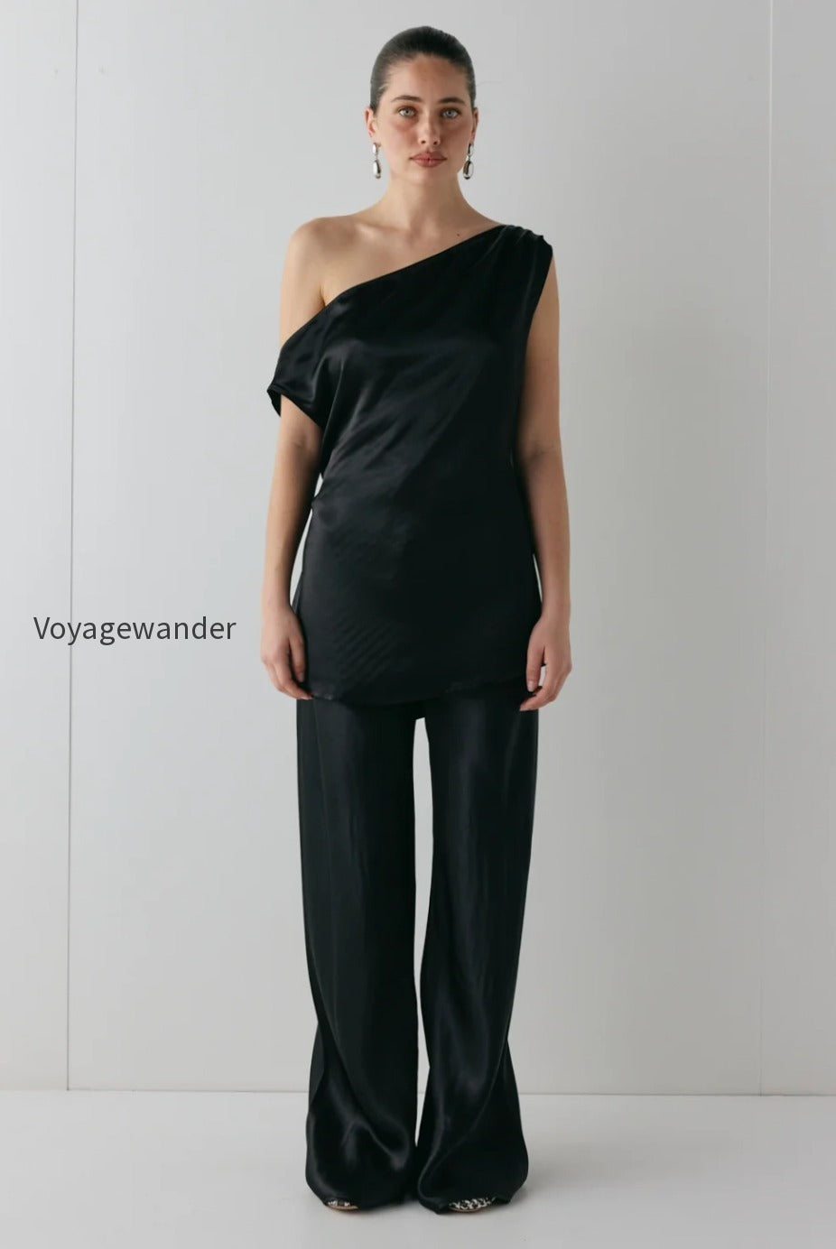 rae-satin-pants-black